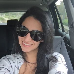 Meet your Posher, Nicole